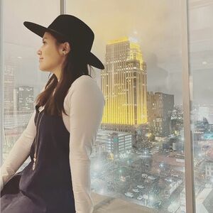 Universal Thread Black Wool Hat